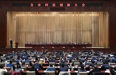 芯擎科技"星辰一号"获得"2024武汉市十大科技创新产品"